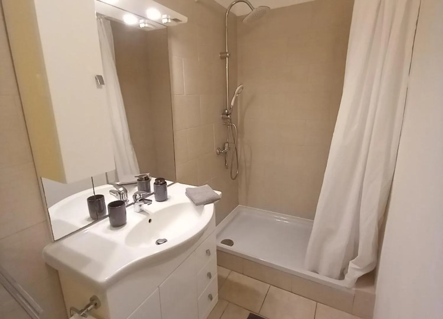 Luxury Studio Apartment With Sauna Near The Beach Štinjan Croácia