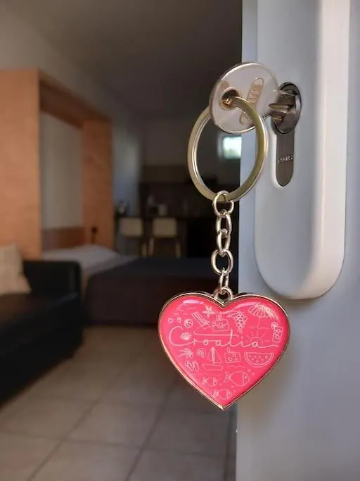 Luxury Studio Apartment With Sauna Near The Beach Štinjan 0*,